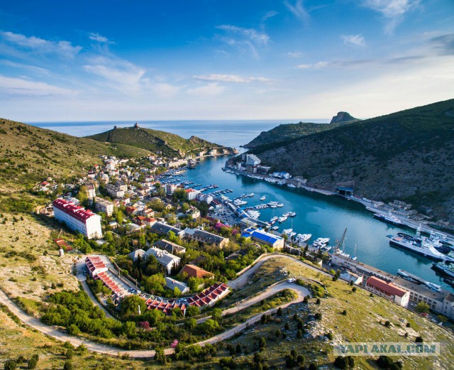 Немного солнца и тепла. Крымские виды.
