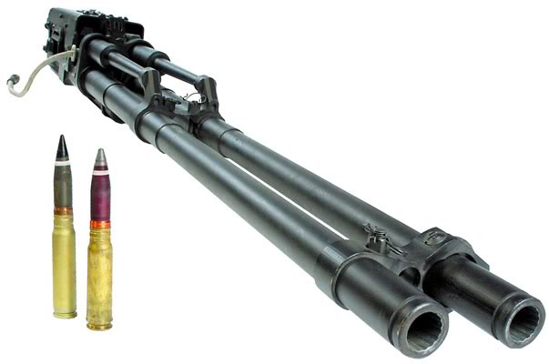 Снайпер и калибр 12,7 мм - что творит такая пуля