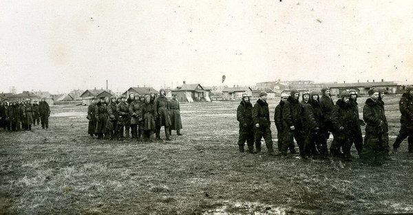 На заре Советской власти. (18 фотографий)