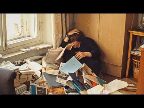 В одном из элитных ресторанов в центре Москвы посетительнице сотрудники по неосторожности рассекли голову и предложили угоститься десертом в качестве извинения