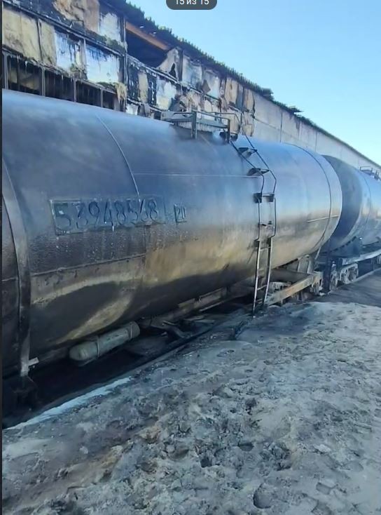 В Новом Уренгое осудят машиниста за сгоревшие вагоны с газовым конденсатом