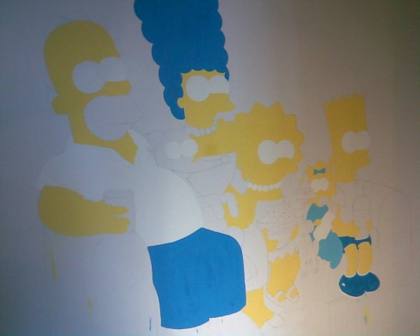 Симпсоны на стене