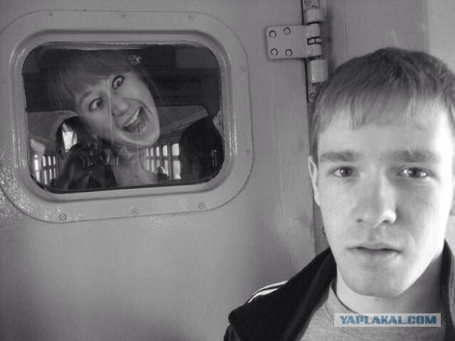 Вот зачем так фоткаться?