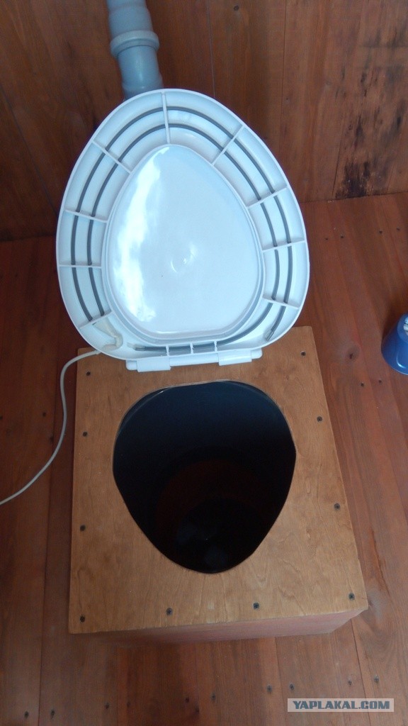 Психанул. Дачный сортир «king size»