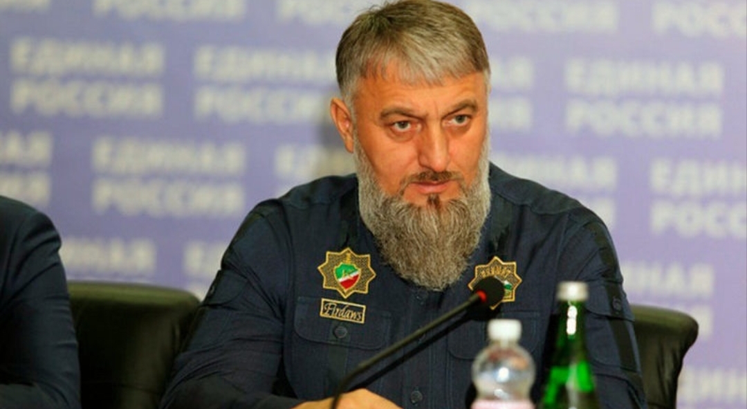 адамом делимхановым