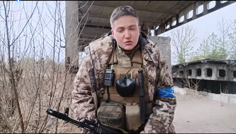 Наташа сдаётся в плен