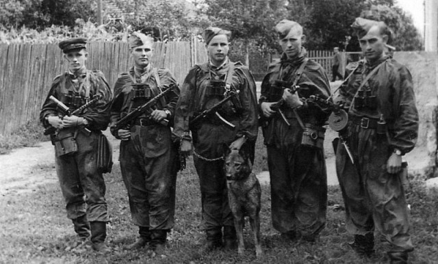 Фотографии из прошлого нашей страны – 129