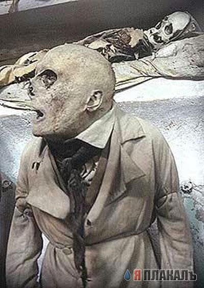 Музей мёртвых в Палермо.