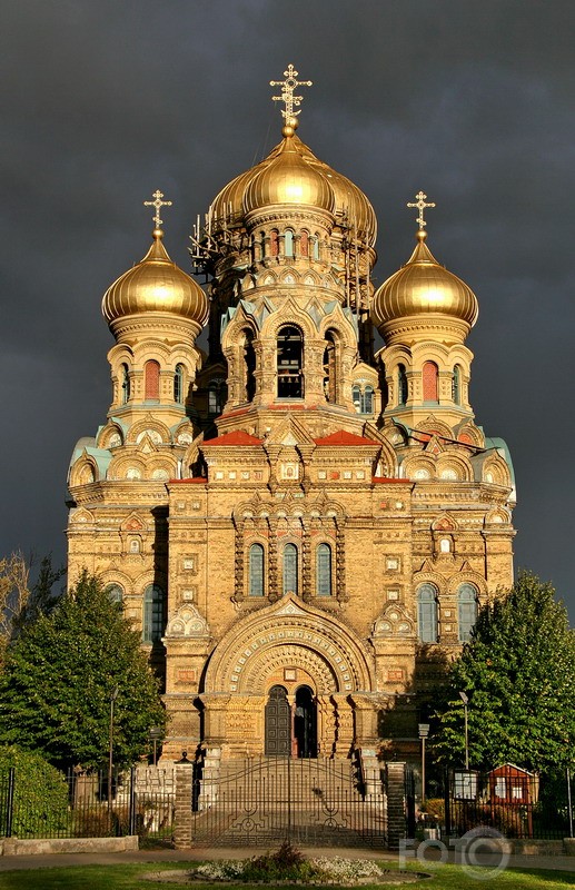 Пролетариат отмечает пятницу (5 штук)