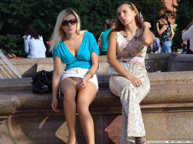Лето! Чем выше градус, тем короче юбки!