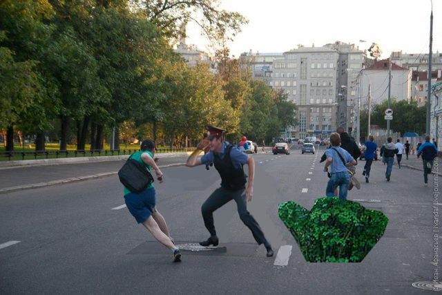 Школьники и полицай