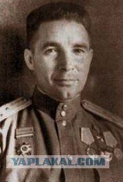 С Днем ВДВ, посоны!