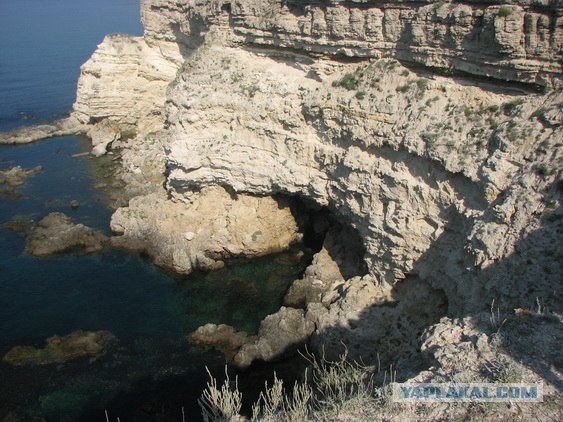 Мыс Тарханкут - самая западная точка Крыма.