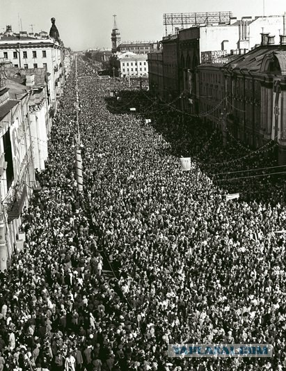 С днём победы! Всех с Праздником, всем мира!