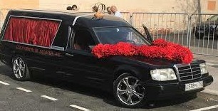 Какой автомобиль из 1990х-2000х вы бы хотели бы возродить под маркой "Москвич"