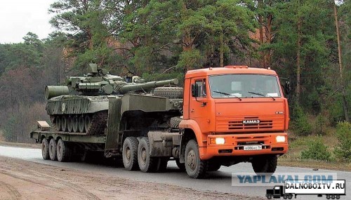 Ополченцы Константиновки завели танк с постамента
