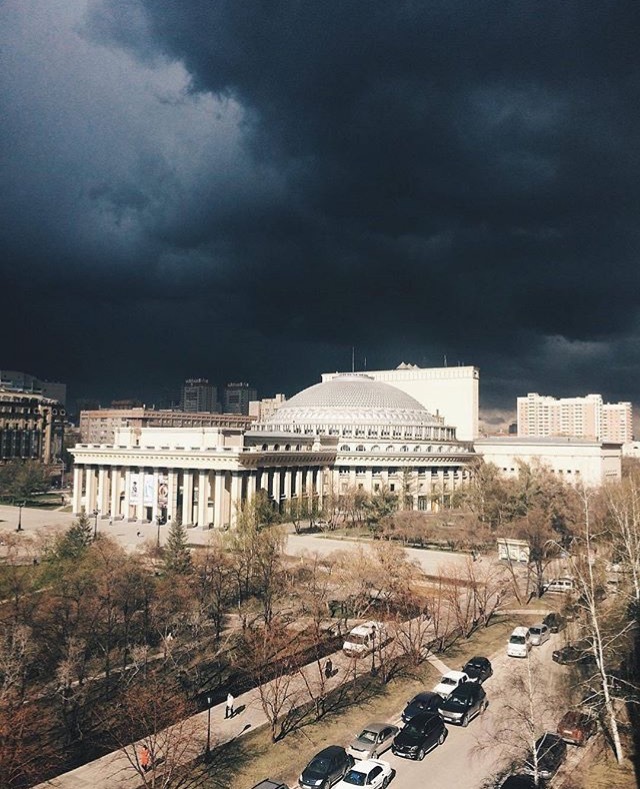 Для поднятия настроения.