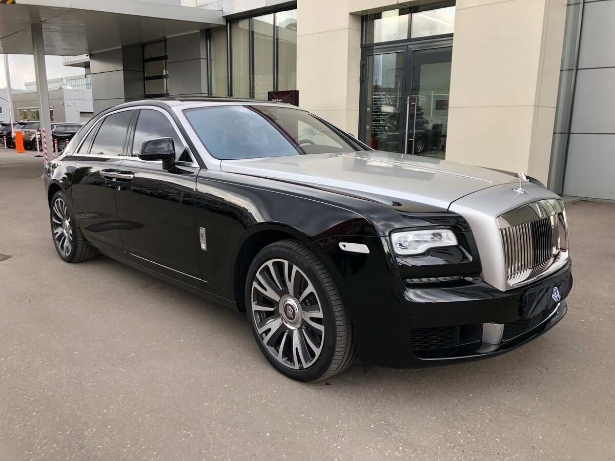Машина за 3 миллиона рублей. Rolls Royce Ghost 2017. Rolls Royce Ghost 2019. Rolls Royce Ghost 2022. Rolls-Royce Ghost i Рестайлинг (Series II).
