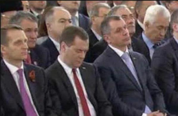 Как обставлены рабочие кабинеты Путина, Медведева и Матвиенко