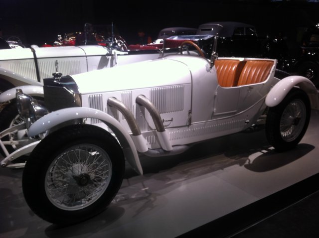 Фотоотчет. Германия. Музей Mercedes-Benz
