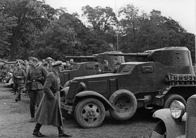 Гибель Польши в сентябре 1939 года и "удар в спину".