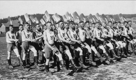 Фотофакты времен нацистской Германии