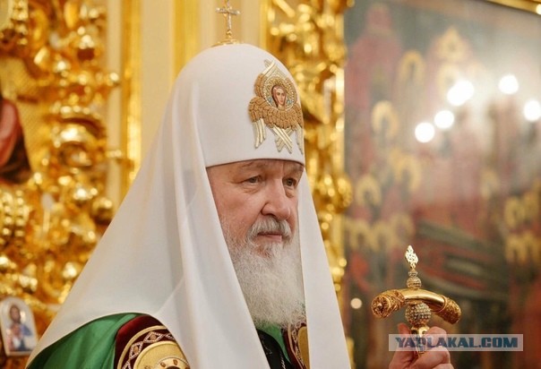 Двое друзей из Зимы отпинали сотрудников ДПС, которые их остановили