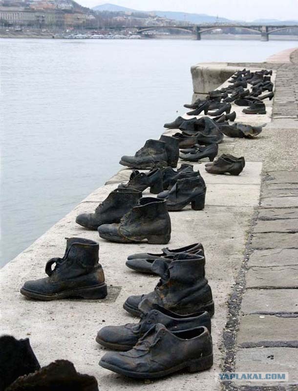 Необычные статуи мира