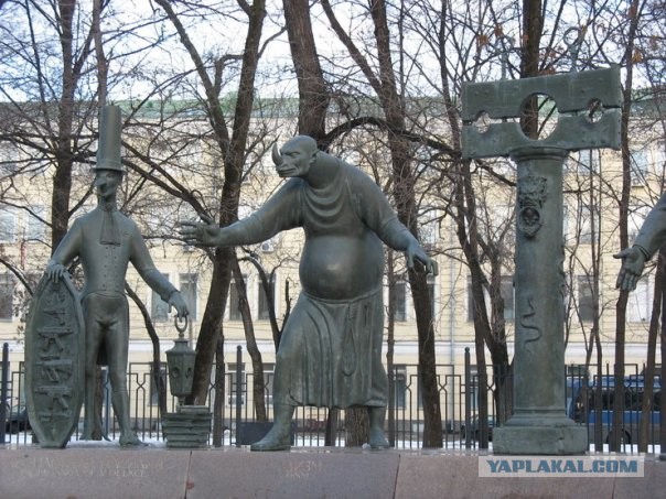 Необычные статуи мира