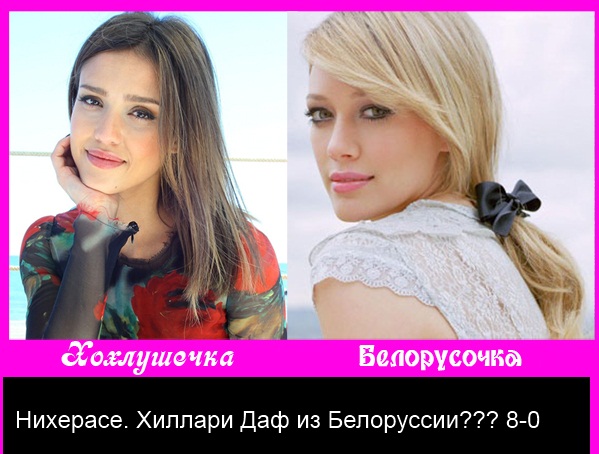 Девушка оделась в новую школьную форму