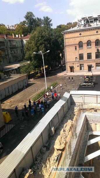 На Майдане снова горят шины