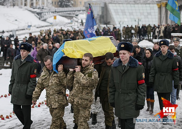 Странная манера ВСУ хранить боеприпасы