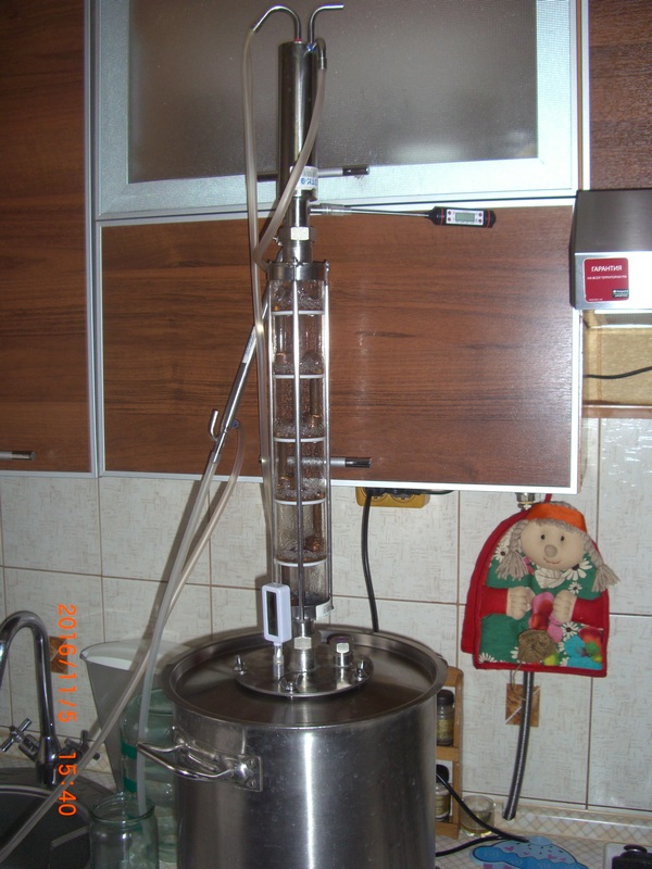 захлебывание ректификационной колонны. бражная колонна с диоптром. захлеб колонны при второй перегонке причины. захлёб колонны при второй перегонке. ректификационная колонна luxstahl.