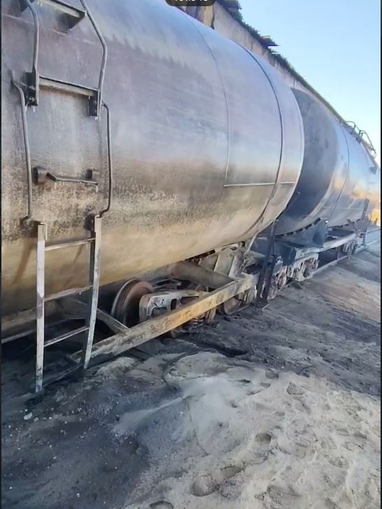 В Новом Уренгое осудят машиниста за сгоревшие вагоны с газовым конденсатом