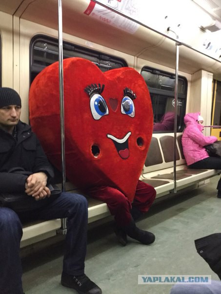 Метро и экстравагантные люди в нем