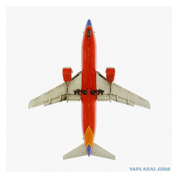 Необычный ракурс самолетов (32 фото)