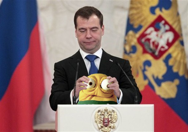 Фотожаба: Не наигрался еще?