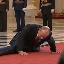 Бидон упал, снова