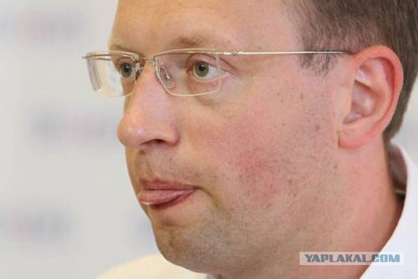 Немцы о Яценюке, назвавшем своих бывших граждан "н