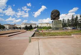 Памятники Ленину