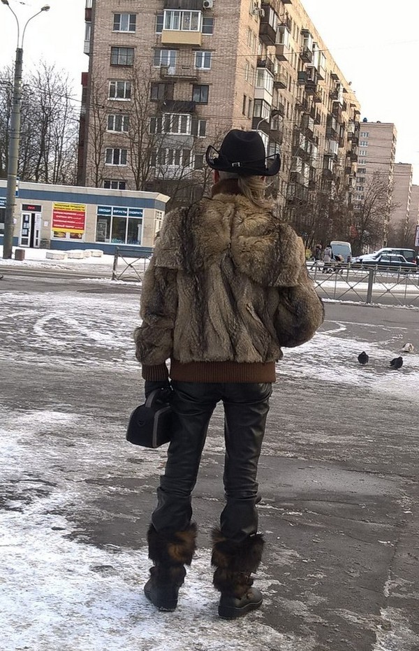 Модные персонажи на питерских улицах