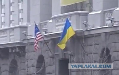 Пленных украинских военных ведут по улицам Донецка