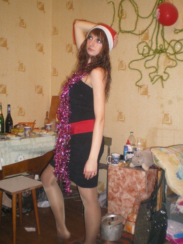 Дуры, хватит выёживаться перед фотиком