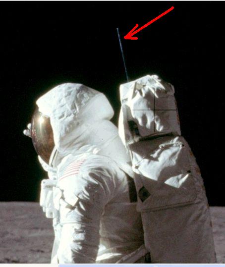 NASA показали падения астронавтов на Луне