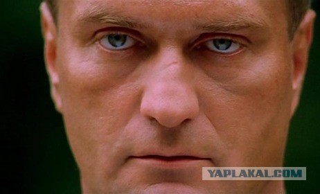 В репортаже на украинском ТВ об уничтоженной российской колонне показали бирку военнослужащего Мiщенко О.А.