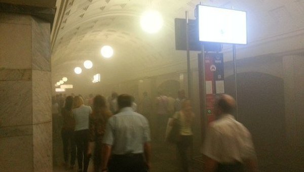 Пожар в метро на станции "Охотный ряд"