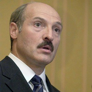 В РПЦ ответили на вопрос Познера о легальности атеизма в России