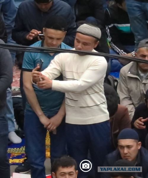 Гигапиксельная панорама празднования Ураза-байрама в Москве
