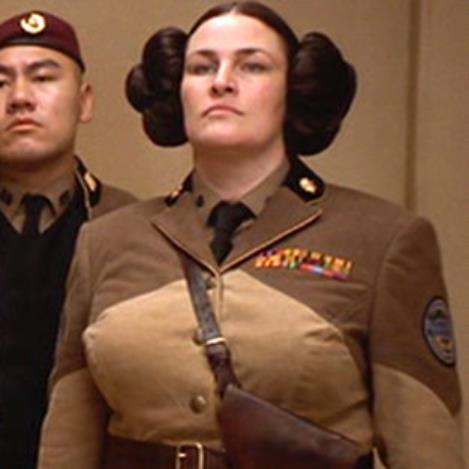 Секси Лея: соблазнительная фотосессия Кэрри Фишер 1983 года для поддержки 6 эпизода "Звездных войн"