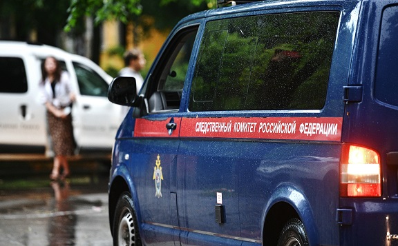 Прокурорам и сотрудникам СКР разрешили использовать АК для личной защиты